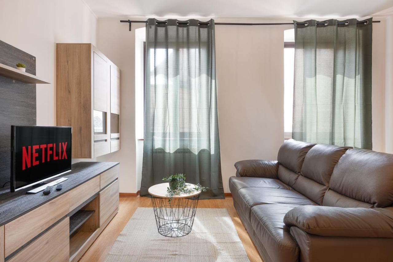 Suite Foscolo, In Piazza A ترييستي المظهر الخارجي الصورة